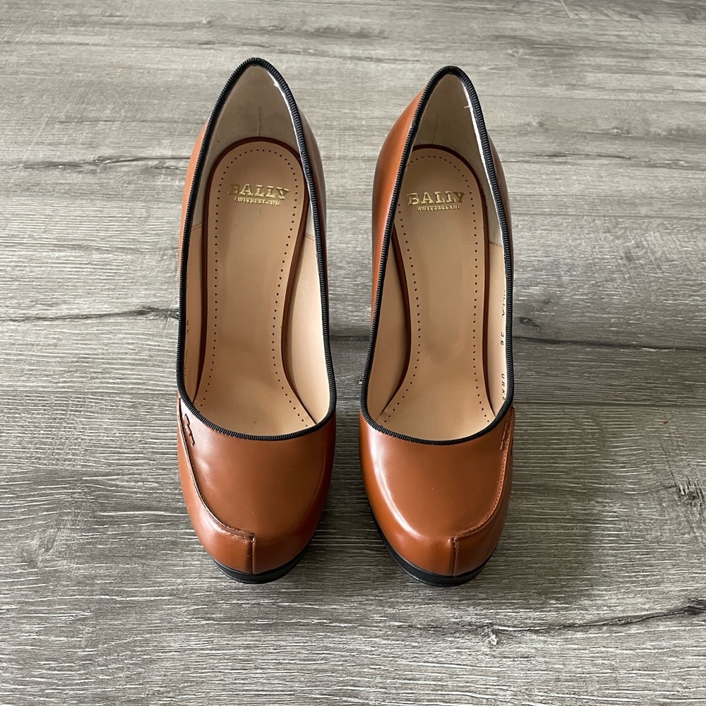 BALLY DINILLA WHISKY CALF PLAIN SIZE 5.5